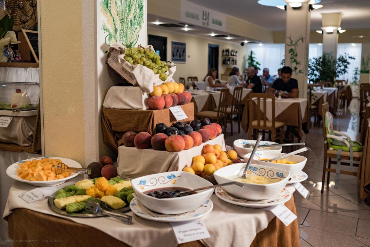 Hotel Majore Санта-Тереза-Галлура Экстерьер фото