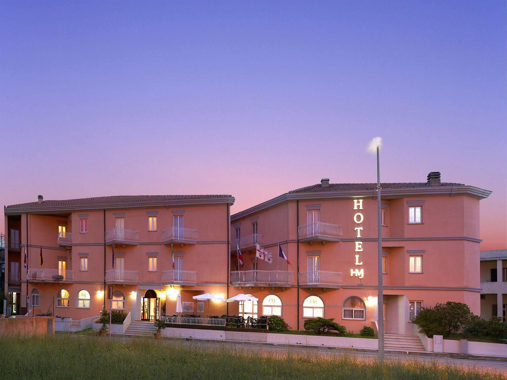 Hotel Majore Санта-Тереза-Галлура Экстерьер фото