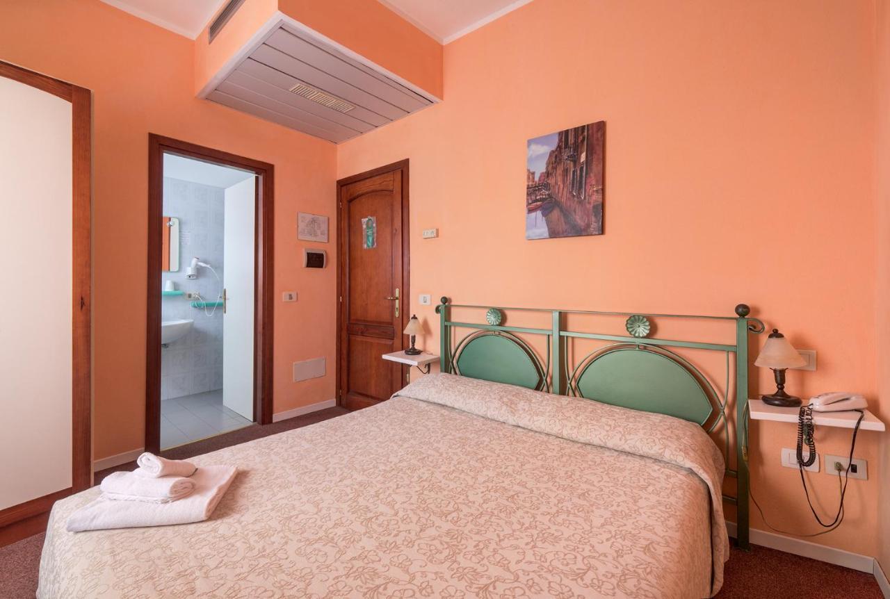 Hotel Majore Санта-Тереза-Галлура Экстерьер фото